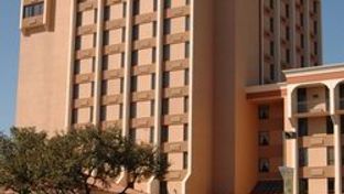 Love Field Hotel and Suites