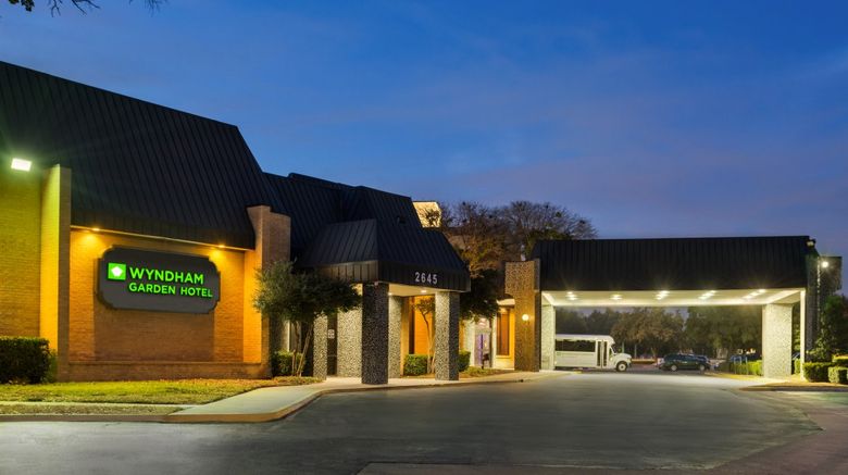 Wyndham Garden Dallas North Exterior