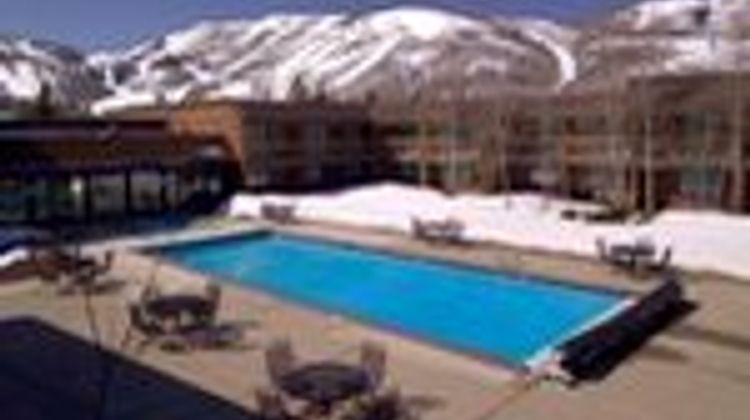 DoubleTree by Hilton - The Yarrow Exterior
