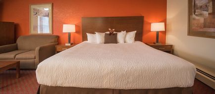 New Englander Inn Bennington Room