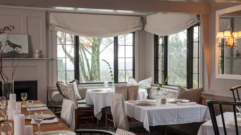 <b>Edson Hill Restaurant</b>