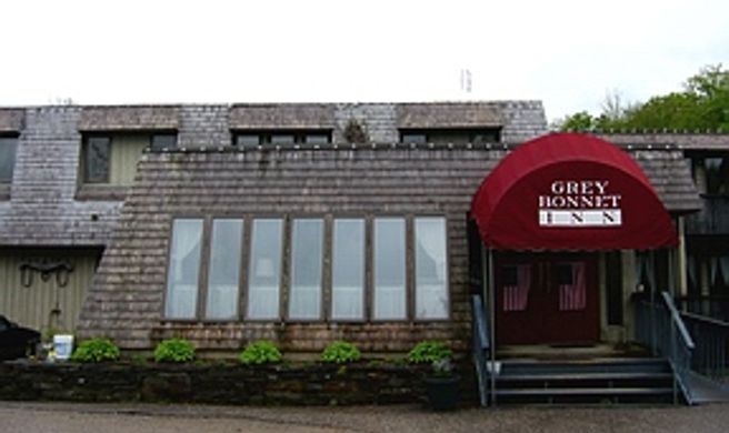 Grey Bonnet Inn Exterior