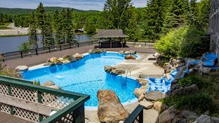 Snow Lake Lodge