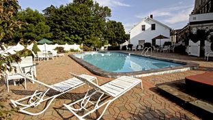 Historic Brandon Inn