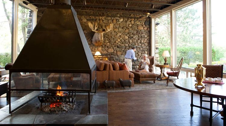 Topnotch Resort and Spa Lobby
