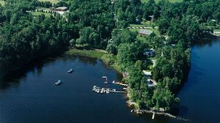 The Tyler Place Family Resort Exterior