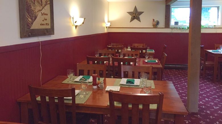 <b>White Horse Inn Restaurant</b>