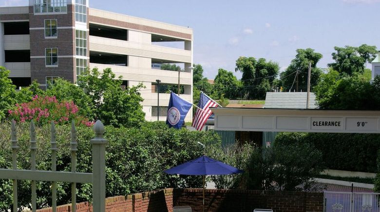<b>Cavalier Inn at University of Virginia Pool</b> <b>Cavalier Inn at University of Virginia Pool</b>