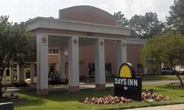 Days Inn Central