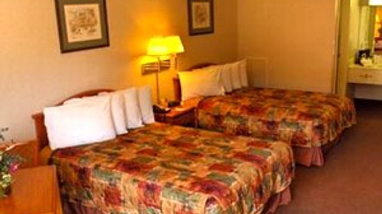 <b>Days Inn Central Room</b>
