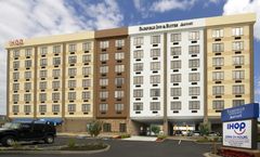 Fairfield Inn & Suites Alexandria West