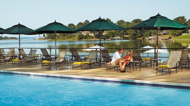 The Tides Inn Pool