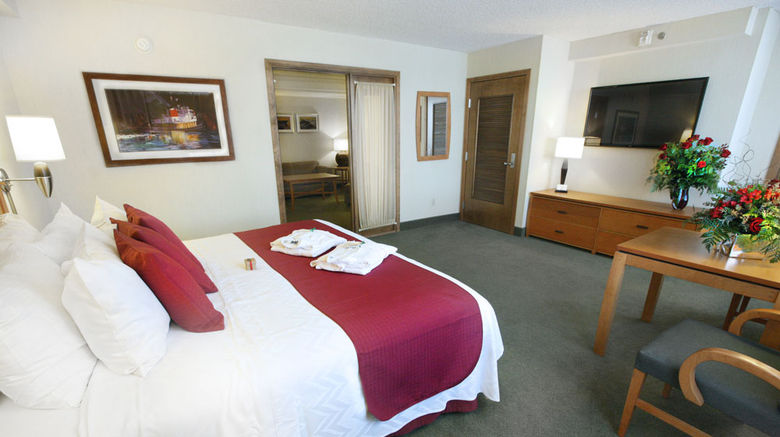 <b>Emerald Queen Hotel and Casino Suite</b>