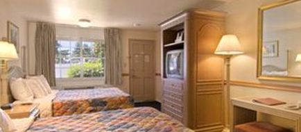 Days Inn Everett Room