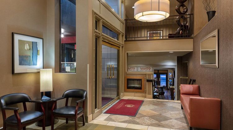 Executive Hotel Pacific Lobby