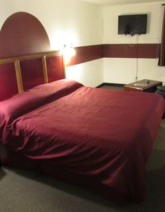 Kennewick Suites