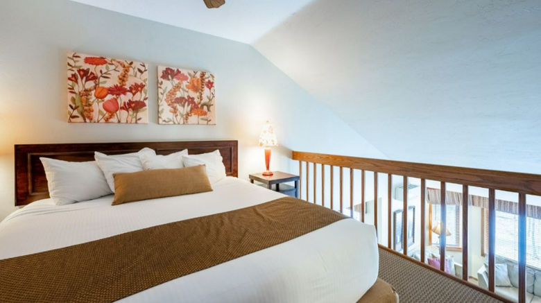 <b>Landmark Resort Room</b>