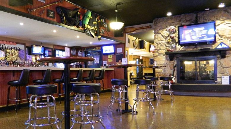<b>Days Inn La Crosse Conference Center Restaurant</b>