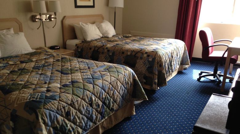 <b>Days Inn La Crosse Conference Center Room</b>