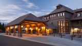 Canyon Lodge & Cabins Exterior