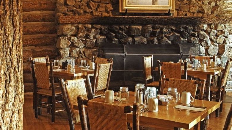 <b>Roosevelt Lodge & Cabins Restaurant</b>