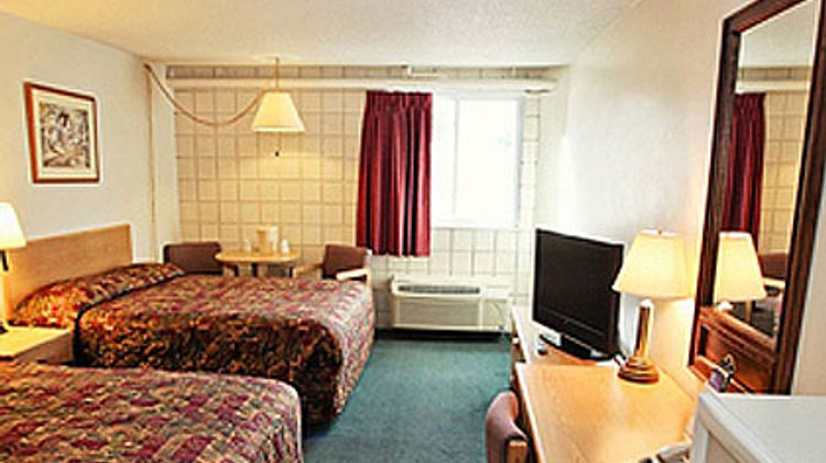 National 9 Inn-Showboat Room