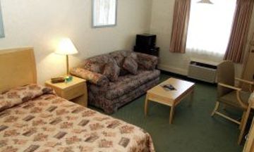 Coast Calgary University Area Hotel