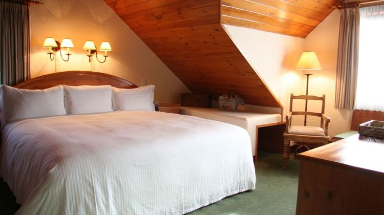 Post Hotel Room