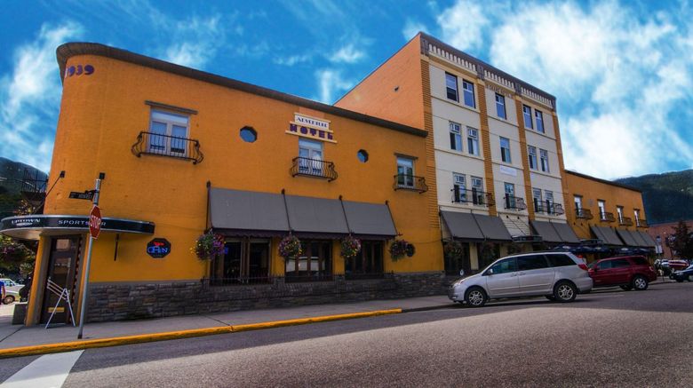 The Adventure Hotel Exterior