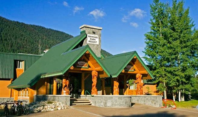 Manning Park Resort Exterior