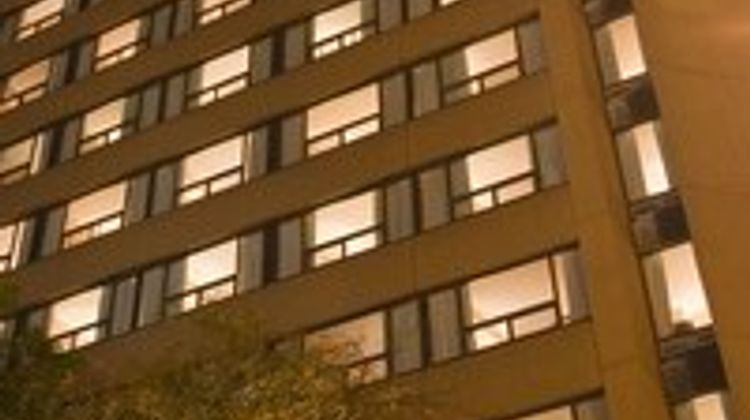Bond Place Hotel Exterior