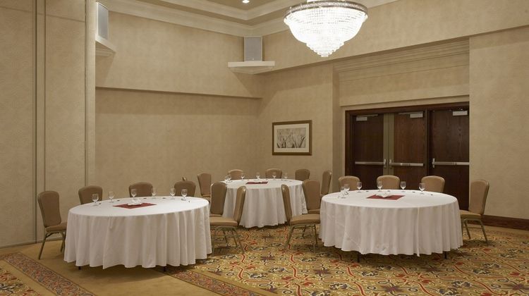 Hamilton Plaza Hotel & Conference Center Banquet