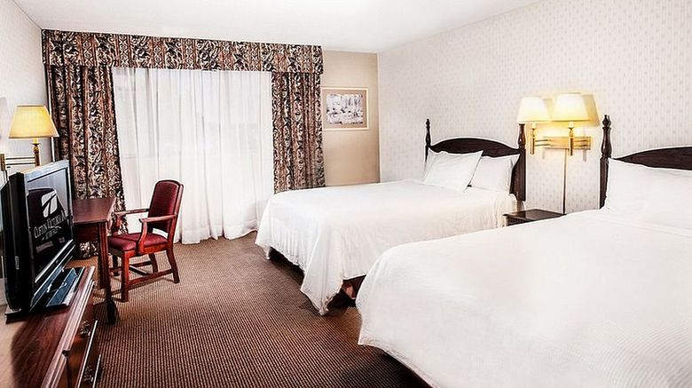 <b>Clifton Victoria Inn at the Falls Room</b>