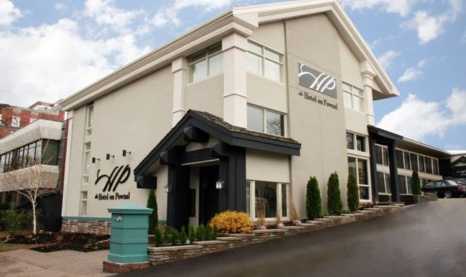The Hotel on Pownal Exterior