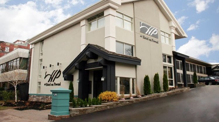 The Hotel on Pownal Exterior