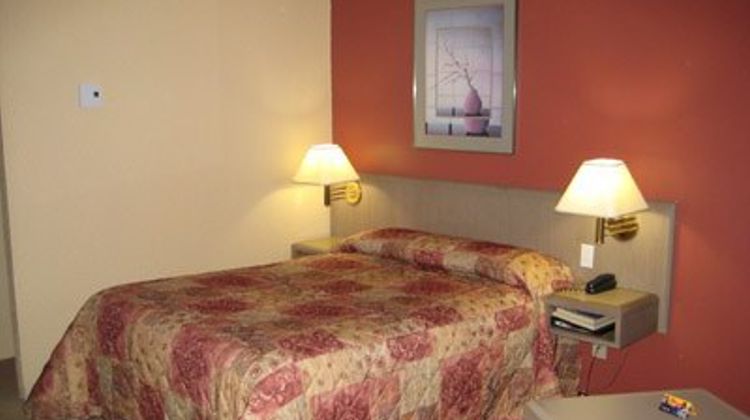 La Vigie Motel Room