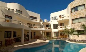 Blue Parrot Suites