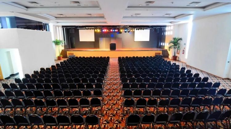 Grand Oasis Palm Meeting