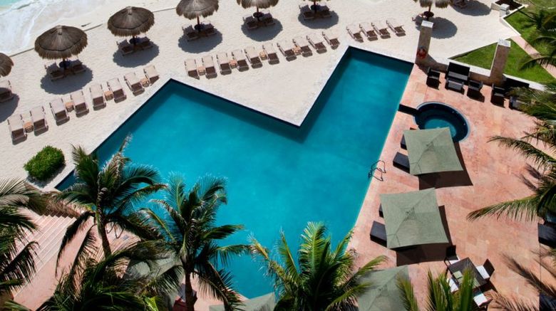 <b>The Westin Resort & Spa Cancun Pool</b> <b>The Westin Resort & Spa Cancun Pool</b>