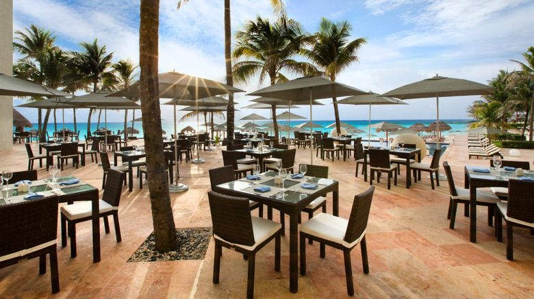 <b>The Westin Resort & Spa Cancun Restaurant</b> <b>The Westin Resort & Spa Cancun Restaurant</b>