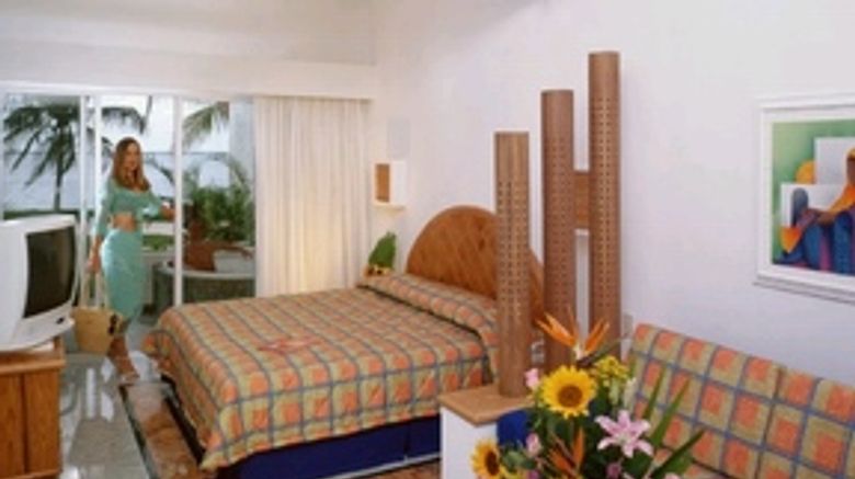 <b>Sunset Marina Resort & Yacht Club Suite</b>