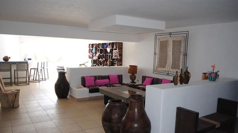 <b>Hotel B Cozumel Lobby</b>