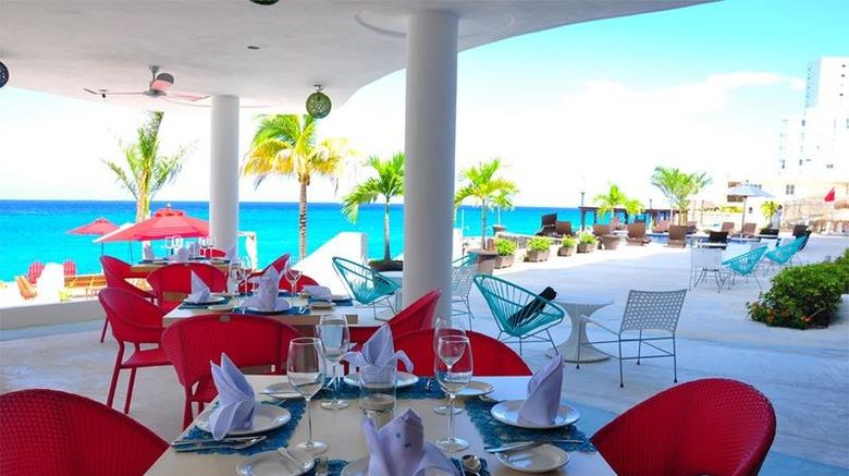 <b>Hotel B Cozumel Restaurant</b>