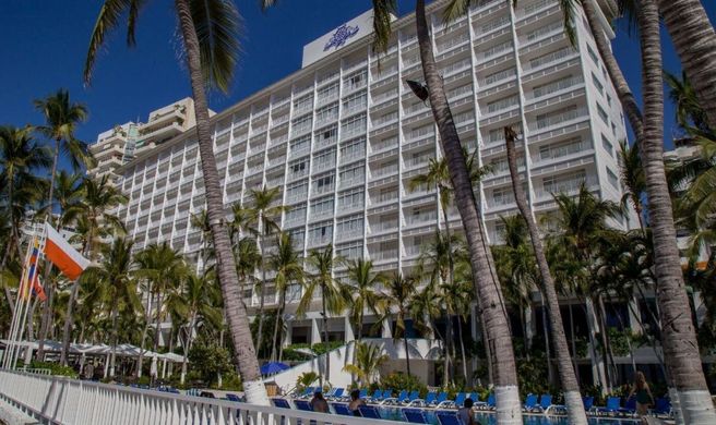 Elcano Hotel Exterior