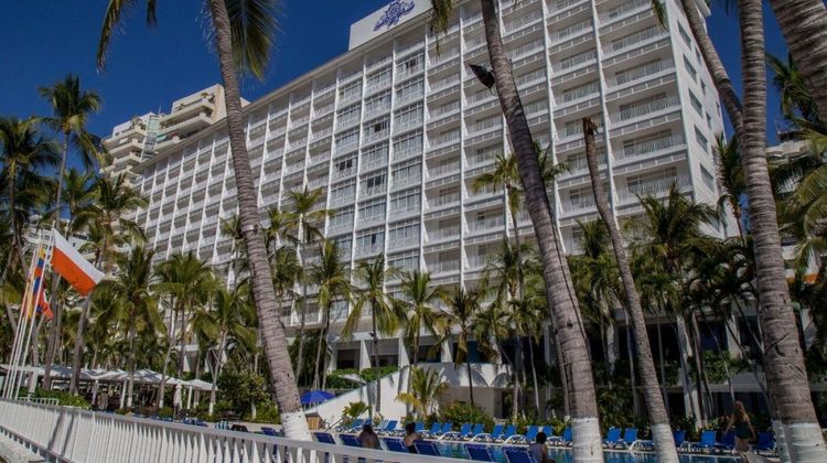 Elcano Hotel Exterior