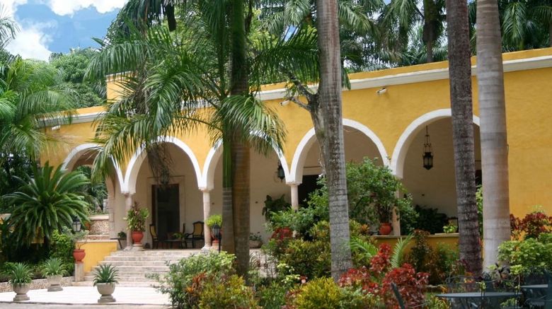 Hacienda Chichen Resort Exterior