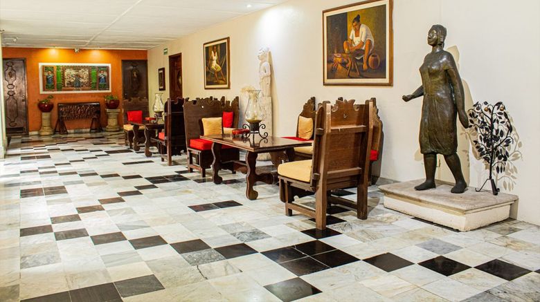 <b>Hotel Casa del Balam Lobby</b>