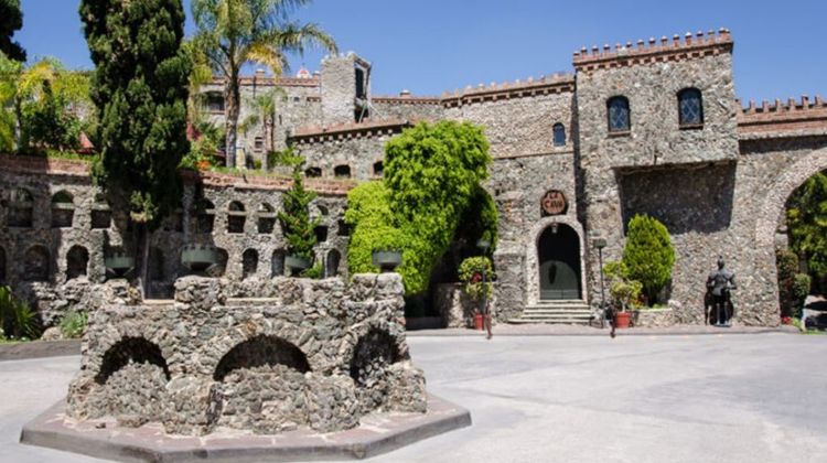 Hotel Castillo Santa Cecilia Exterior