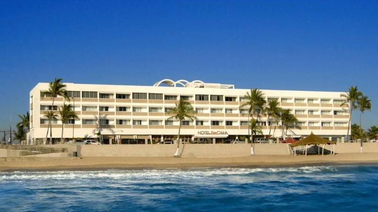 Hotel de Cima Exterior