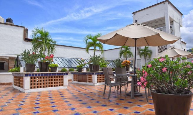 Hotel Eloisa Exterior